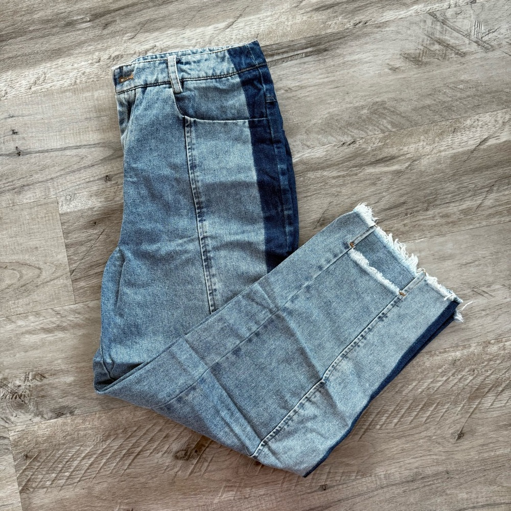 Two-Tone Cropped Denim Jeans